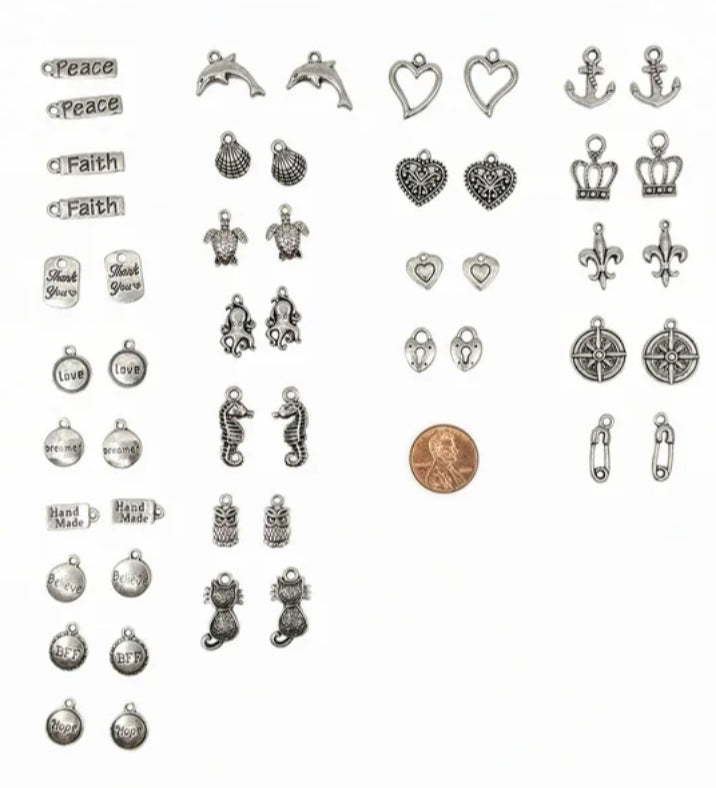 ✨ FREE CHARM WITH EVERY ORDER ✨