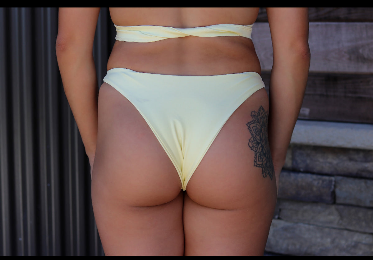 Soleil Set – Light Yellow 2-Piece Women's Bathing Suits and Swimwear